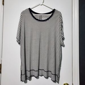 Time and Tru Women's Black & White Distressed Striped Top Size XXL